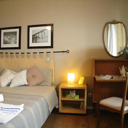 Bed & Breakfast Arch
